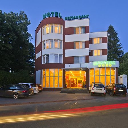 Hotel Bavaria Крайова Екстериор снимка